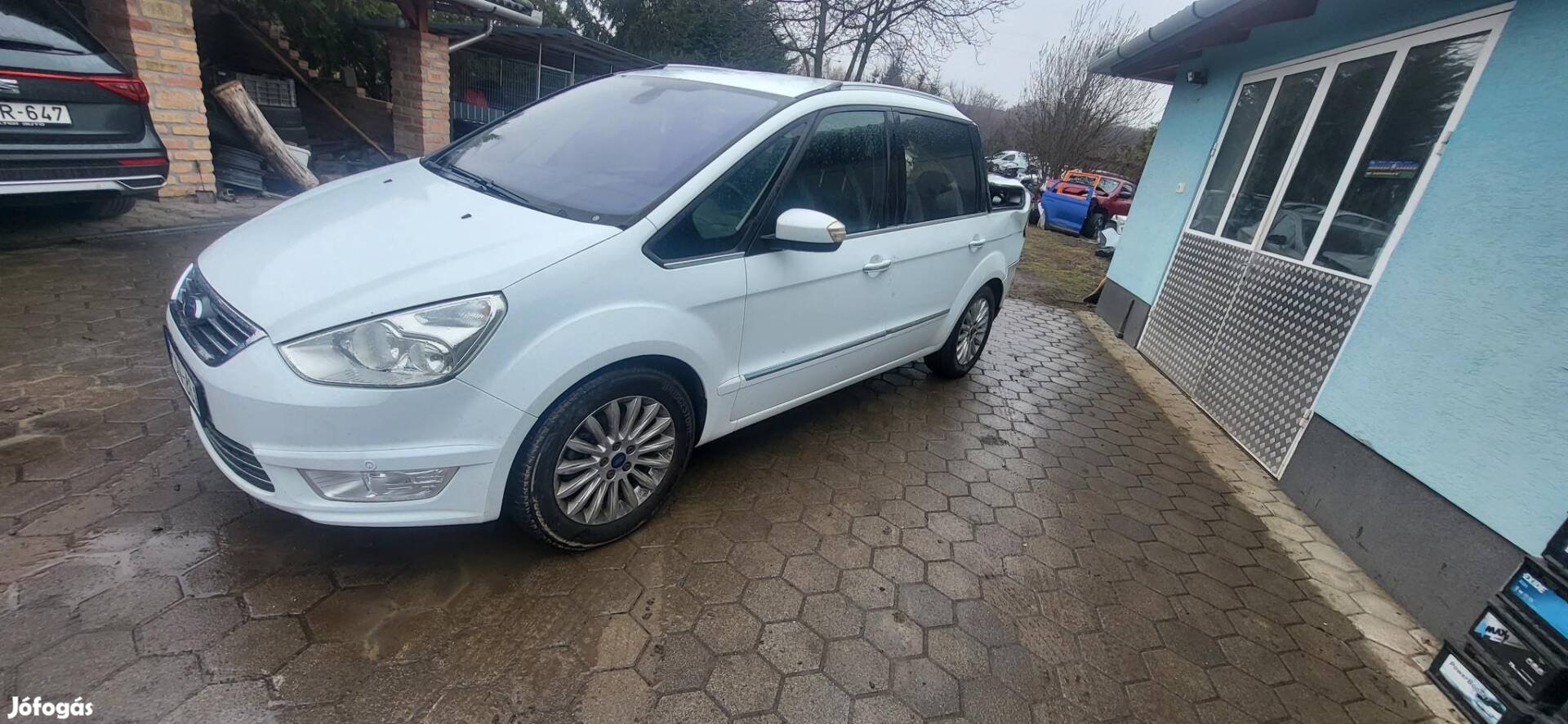 Ford Galaxy 2.0 TDCi Titanium [7 személy] Indul...